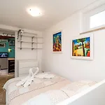Apartment & Room Sunset Beach - One Bedroom Apartment With Terrace And Garden View