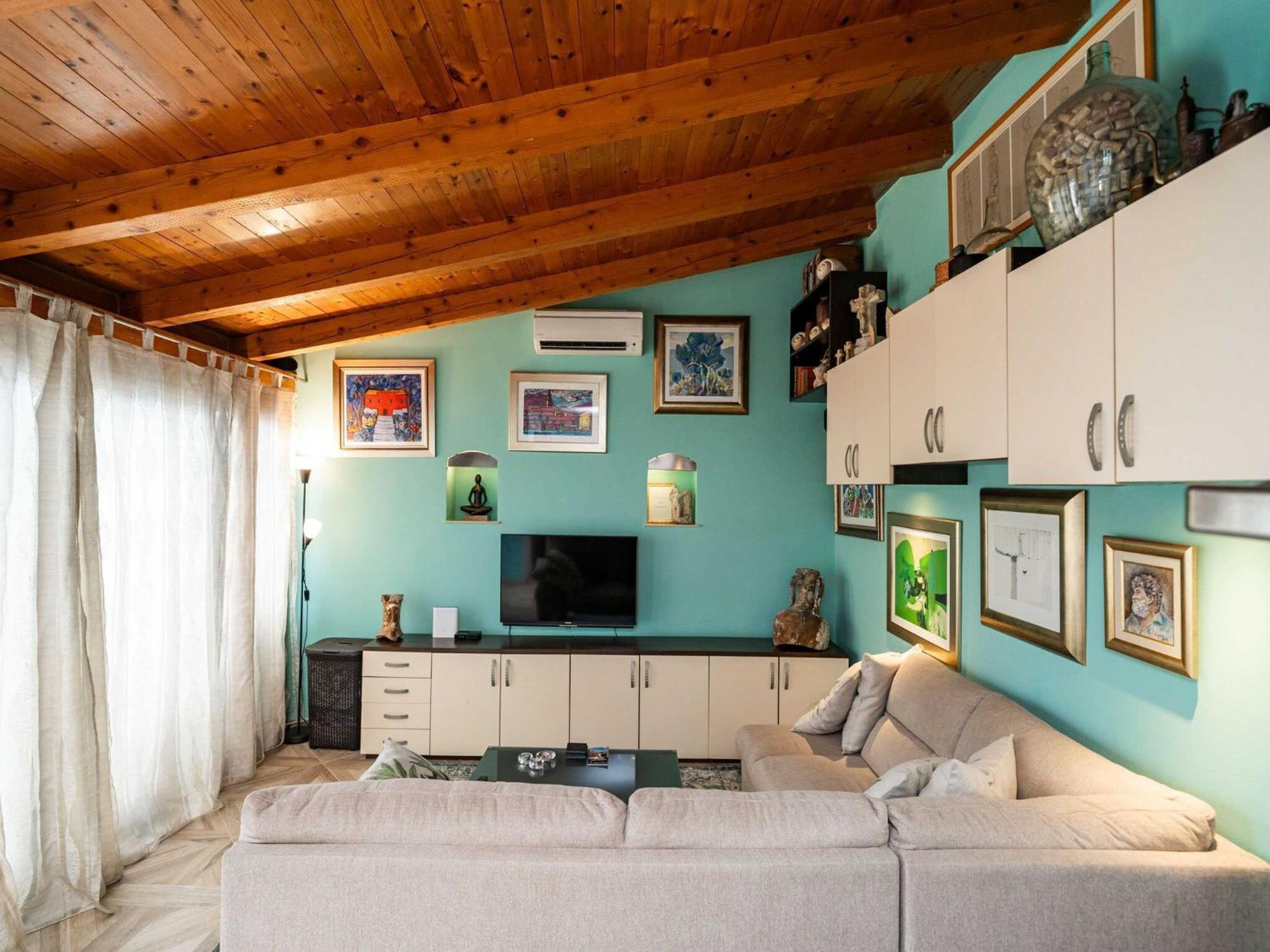 Apartment & Sunset - One Bedroom With Terrace And Garden View