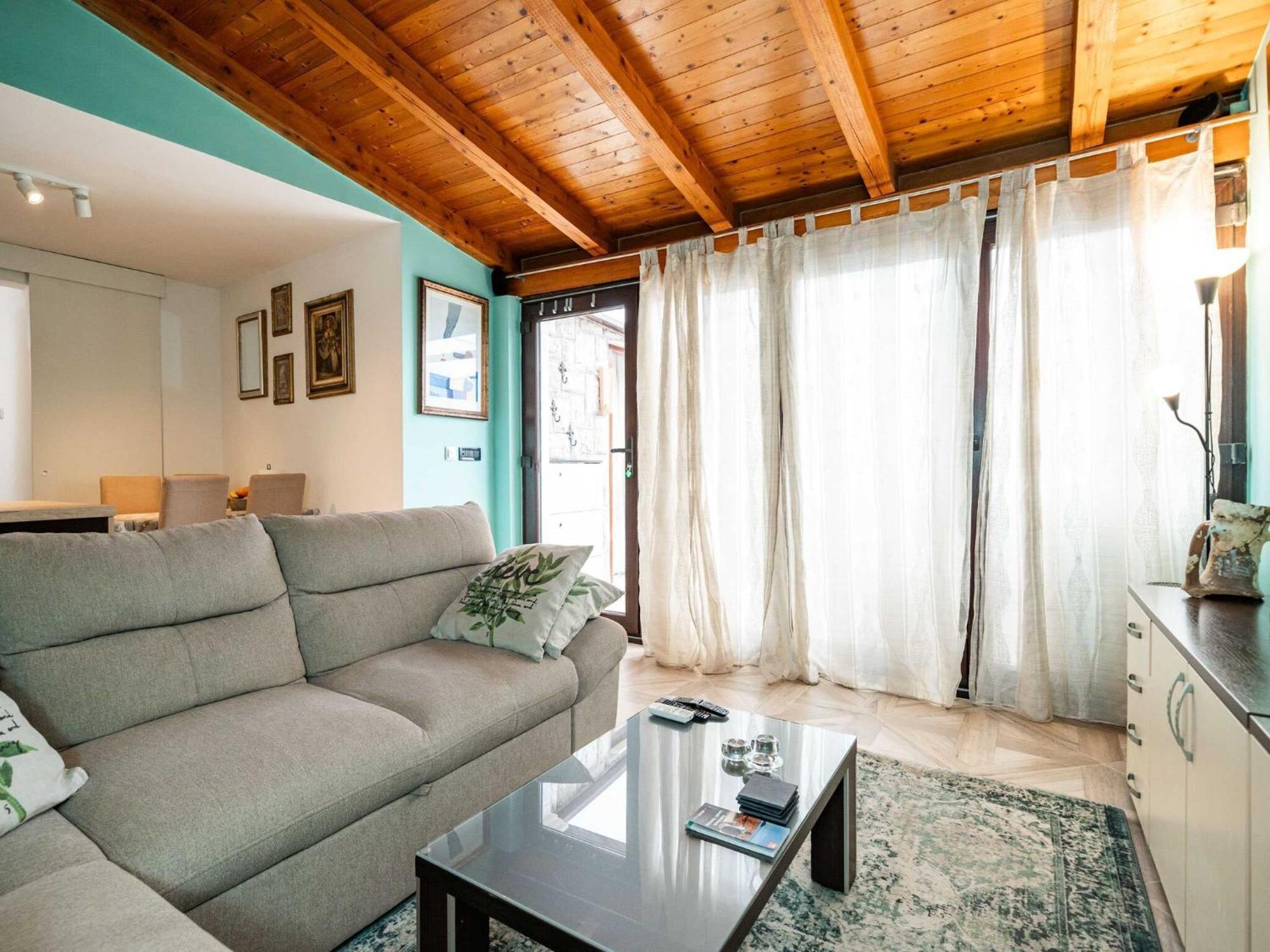 & Sunset - One Bedroom With Terrace And Garden View Apartment *
